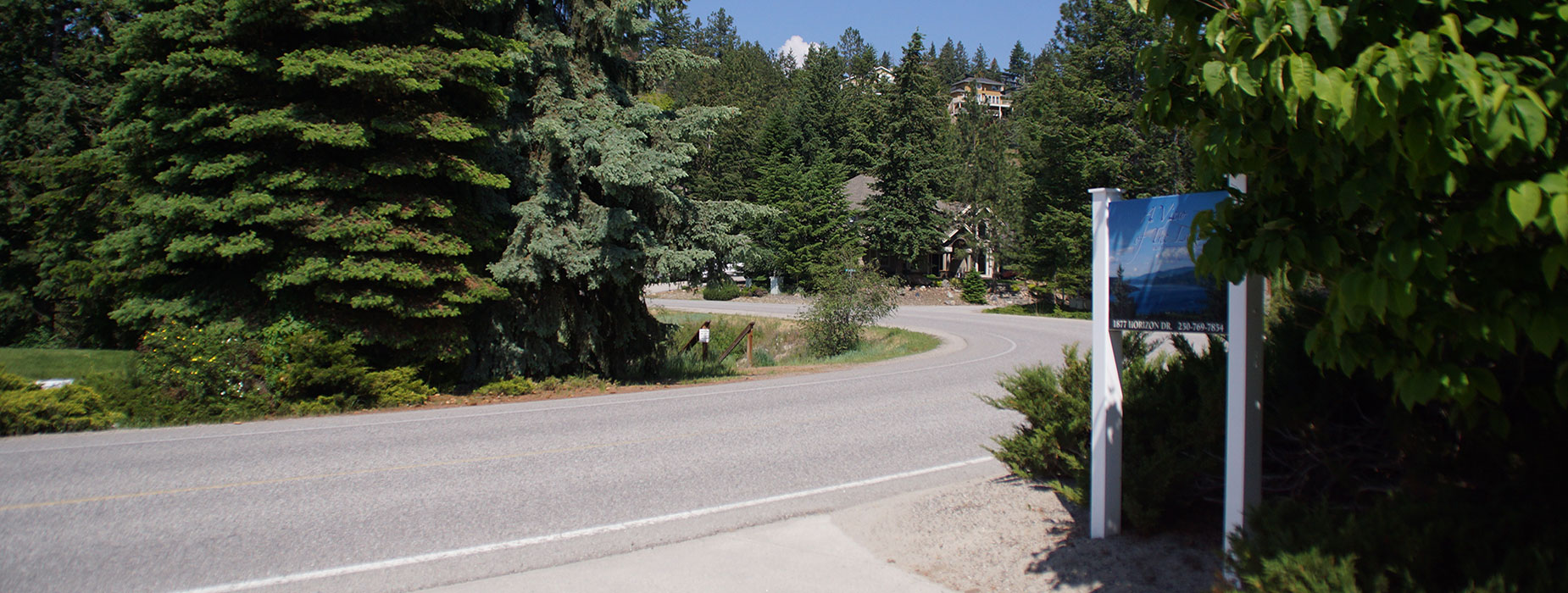 A View of the Lake Bed & Breakfast is located in West Kelowna, overlooking Lake Okanagan, the nearby mountains and the City of Kelowna.